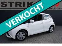 Toyota Aygo 1.0 VVT-i x-play - 1e EIGENAAR - AUTOMAAT- AIRCO - CAMERA
