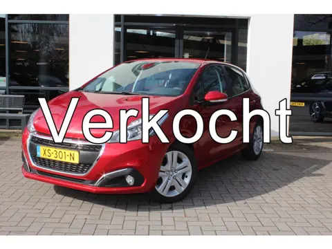 Peugeot 208 1.2 PureTech Signature Automaat