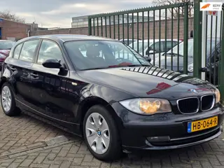 BMW 1-serie 118d Executive 1e eigenaar volledig onderhoud aanwezig airco elektrische ramen cv op afs