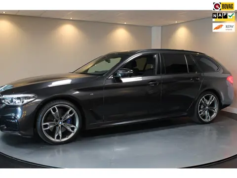 BMW 5-serie Touring 530i High Executive *M-Pakket* 252PK! Carplay|360 Camera|Memory|Stoelventilatie|