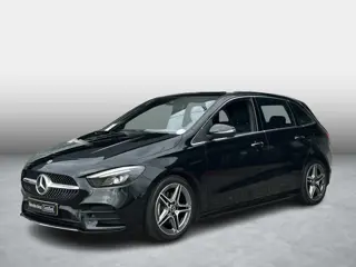 Mercedes-Benz B-klasse 180 AMG Line | Achteruitrijcamera | Widescreen | Stoelverwarming