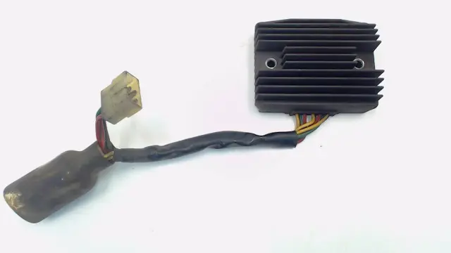 SPANNINGSREGELAAR Honda VFR 800 I 2002 - 2013