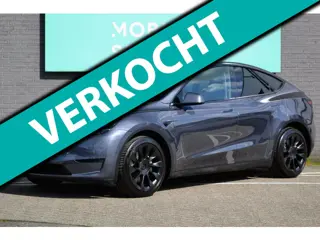Tesla Model Y Long Range AWD 75 kWh W.Pomp Pano Leder LMV