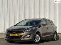Hyundai I30 Wagon 1.6 GDI Business Edition Navigatie,Climate,Cruise,PDC,LMV,ElektrischeRamen,DealerO