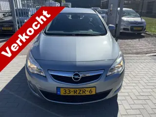 Opel Astra Sports Tourer 1.4 Edition Nw apk frisse Opel trekhaak navi goede Airco nl auto