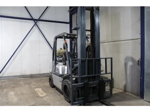 Nissan A30LQ 3 ton LPG heftruck (bj 2011)