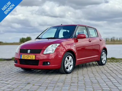 Suzuki Swift 1.5 Exclusive|Airco|Trekhaak|Nieuwe APK