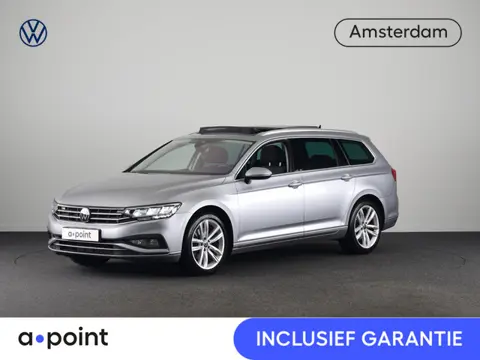 Volkswagen Passat Variant 1.5 TSI Business | Navigatie | Panorama dak | Parkeersensoren | Achteruit 