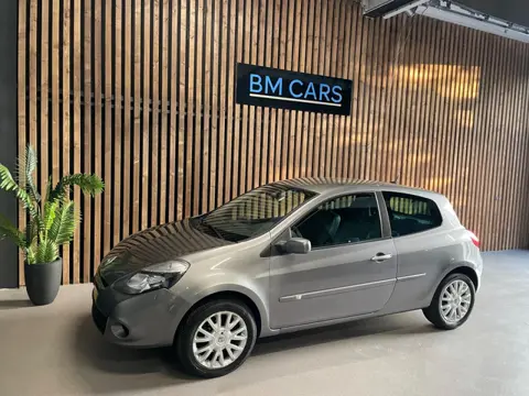 Renault Clio 1.6 20th Anniversary [bj 2010] AUTOMAAT, Airco, New APK