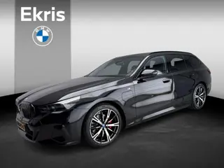 BMW 5 Serie Touring 530e M Sportpakket Pro 20'' / Harman Kardon / Trekhaak / Head-Up Display / Stoel