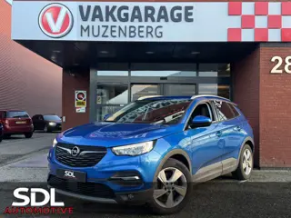Opel Grandland X 1.6 Turbo Hybrid Business Elegance // NAVI // CLIMA // CRUISE // ELEK. ACHTERKLEP /
