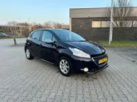 Peugeot 208 1.2 e-VTi Style. AUTOMAAT