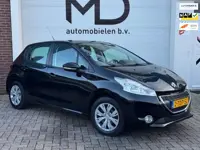 Peugeot 208 1.2 VTi Envy - Trekhaak -Navi-Cruise-Climate-PDC