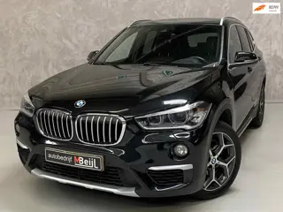 BMW X1 SDrive20i Orange Edition II /Camera /Leder /Sportpakket