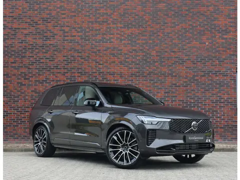 Volvo XC90 T8 AWD Ultra Dark | Pano - Trekhaak - Bowers&Wilkins