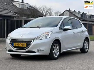 Peugeot 208 1.2 VTi Style 5DR*Navigatie*Cruise*Distributie VV&Clima*NAP*Trekhaak*LM velgen*