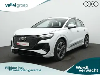 Audi Q4 e-tron 40 S edition 77 kWh 204 pk / S-Line | Warmtepomp | Trekhaak | Matrix LED | Leder/alca
