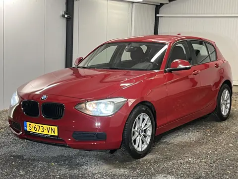 BMW 1-serie 114i 2015 Business line 5D ECC,ST.VERW,LED,PDC,16''LMV..
