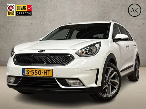 Kia Niro 1.6 GDi Hybrid ExecutiveLine Automaat (APPLE CARPLAY, NAVIGATIE, STUUR/STOELVERWARMING, LED