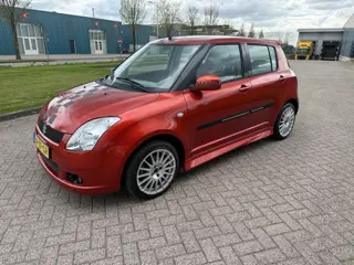 Suzuki Swift 1.3 GLS Dealer onderhouden