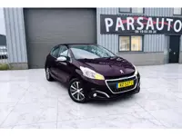 Peugeot 208 1.2 PureTech Allure Luxe Uitvoering carplay/Cam/Cruise/