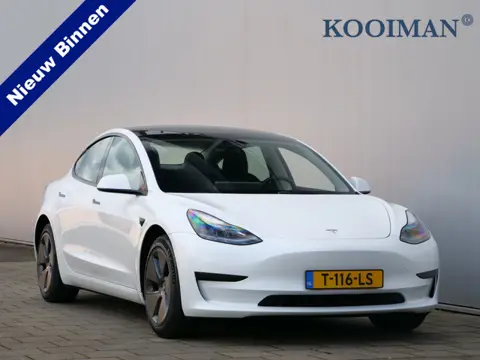 Tesla Model 3 Standard RWD Plus 60 kWh 238 Pk Automaat Navigatie / Camera's / Leer / Pano-dak / SOH 