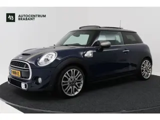 Mini Mini 2.0 Cooper S Chili Serious Business (PANORAMADAK, STOELVERWARMING, H&K AUDIO, NAVIGATIE, C