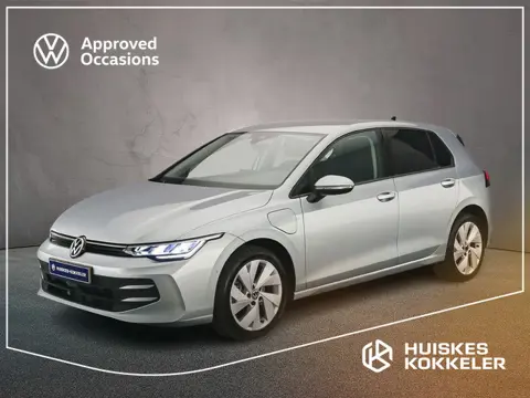 Volkswagen Golf Life Edition 1.5 TSI eHybrid 204pk DSG Automaat Adaptive cruise control, Achteruitri