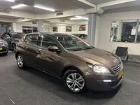 Peugeot 308 1.2 VTi Active*5deurs*Navigatie*Velgen