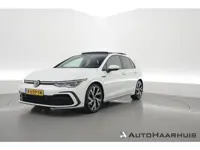 Volkswagen Golf 1.5 eTSI R-Line DSG | Pano | Harman Kardon | Stoel- Stuurverw. | Apple CarPlay | IQ.