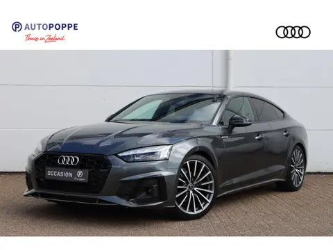Audi A5 Sportback 35 TFSI S edition Competition 150pk | Camera | Stoelverwarming