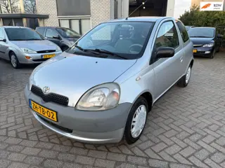 Toyota Yaris 1.0-16V VVT-i Terra Stuurbekrachtiging Radio