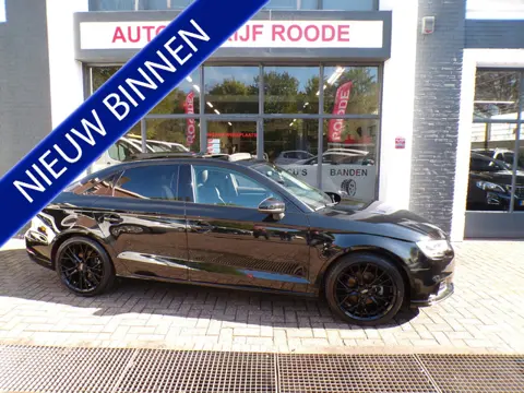 Audi A3 Limousine 35 TFSI CoD Automaat Black Edition PANORAMA DAK,TOP STAAT!