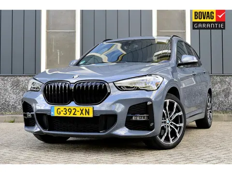 BMW X1 sDrive20i M-Sport Rijklaarprijs-Garantie Panoramadak Leder Sportinterieur Led Camera Navigati