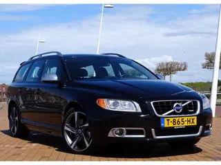 Volvo V70 2.0 T5 240pk R-Design Leer 18 inch Topconditie!