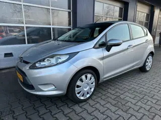 FORD FIESTA 1.25 LIMITED.  TREKHAAK. 