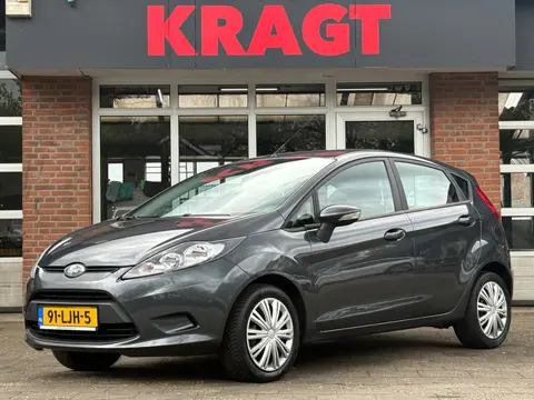 Ford Fiesta Trend 1.25 60 pk - 5drs - airco - 2 sleutels - nette auto!