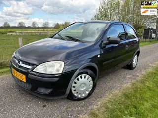 Opel Corsa 1.2-16V Essentia