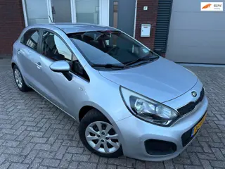 Kia Rio 1.2 CVVT Comfort Pack / Navi / Camera / Airco / 5DRS / NAP