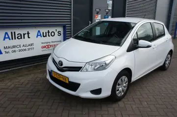 TOYOTA YARIS 1.0 VVT-i Comfort 5-deurs Airco/ Trekhaak