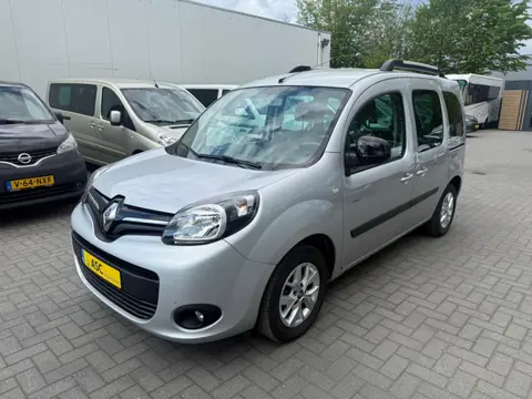 Renault Kangoo 1.2 TCe Rolstoelauto 3+1 Automaat - Bodemverlaging - Navigatie/R-link - 1e Eigenaar -