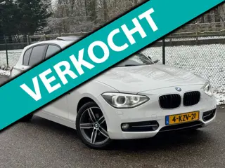 BMW 1-serie 116i Business+ /Xenon/Pano/Navi/Stoelverwarming/