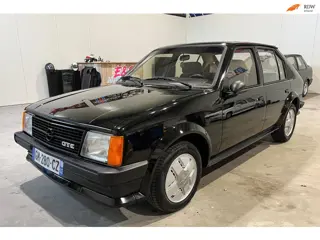 Opel Kadett 1.8E GTE 5 deurs, zeer zeldzaam