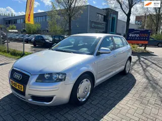 Audi A3 Sportback 2.0 FSI - AUTOMAAT - CRUISE - ZONDAG OPEN !