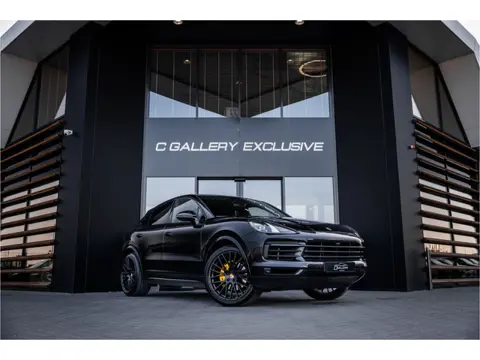 Porsche Cayenne Coupé 3.0 - Sport Chrono | Luchtvering | Panorama | Elek. Trekhaak | Bose | Memory