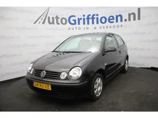 Volkswagen Polo 1.4-16V Comfortline met leer, stoelverwarming, airco en cruise