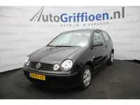 Volkswagen Polo 1.4-16V Comfortline met leer, stoelverwarming, airco en cruise