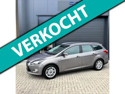 Ford Focus Wagon 125pk Titanium NAVI | NW APK | CLIMATE CONTROL | CRUISE CONTROL | TREKHAAK | NETTE 