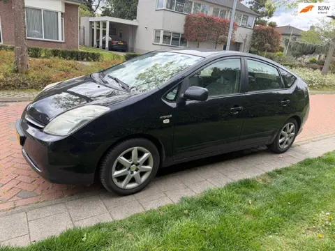 Toyota Prius 1.5 VVT-i Business Edition, Hybride, Airco, Eventueel met nieuwe APK.