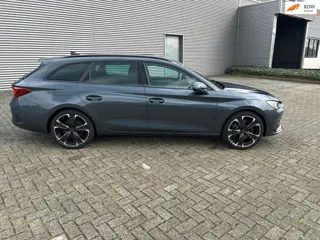 Cupra Leon Sportstourer 1.4 e-Hybrid VZ Business dubbel panoramadak